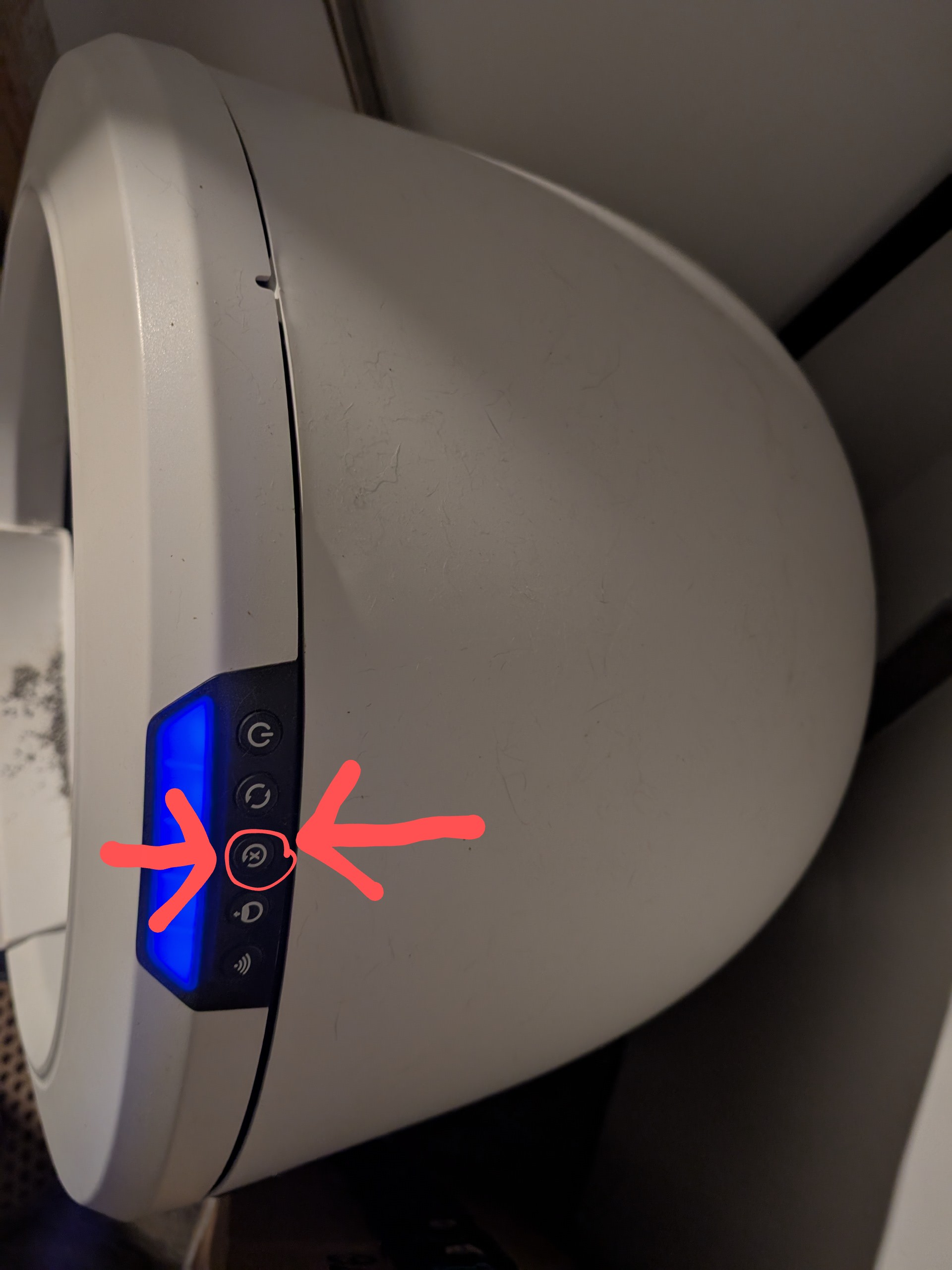X Button on Litter Robot